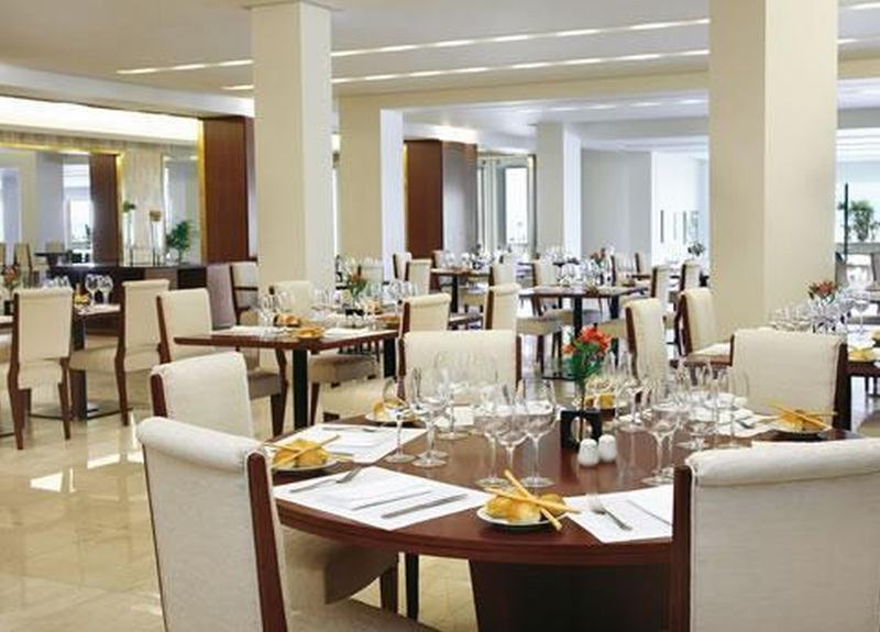 Nh Gran Hotel Provincial Mar del Plata Restoran gambar